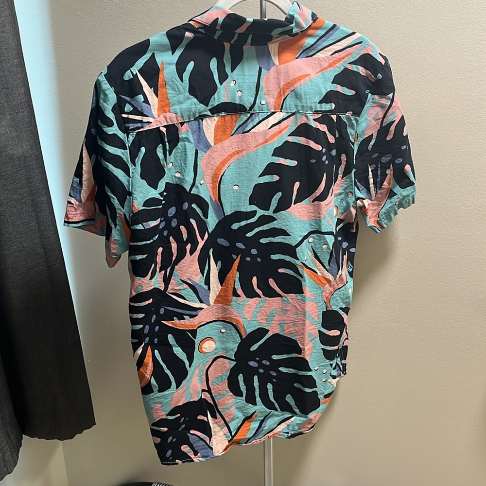 Volcom - button up - Picture 2 of 2